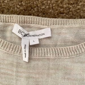 BCBG Sweater NEW size L